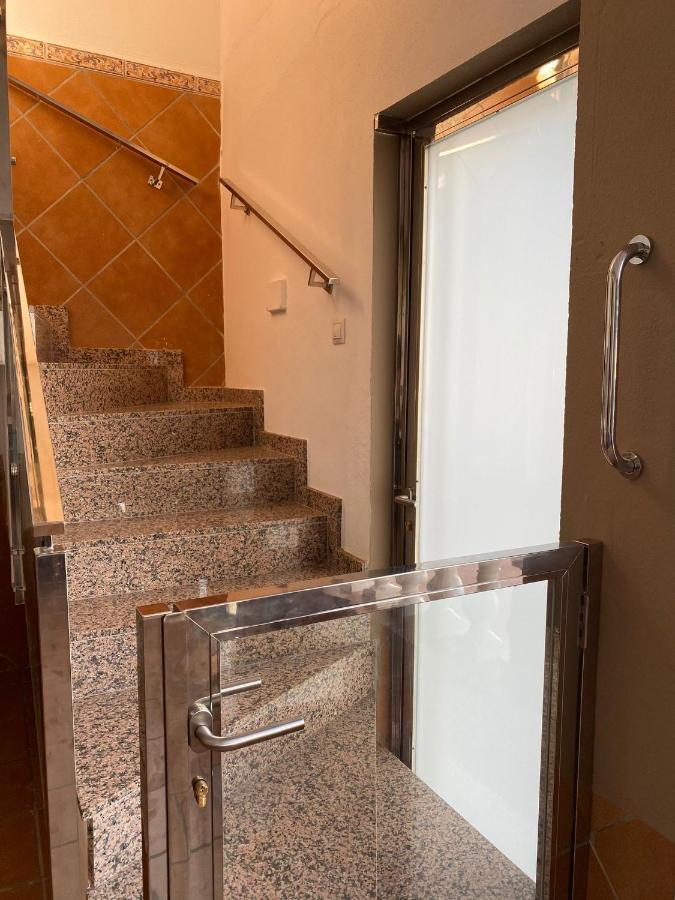 Apartamentos Maria Малага Екстер'єр фото