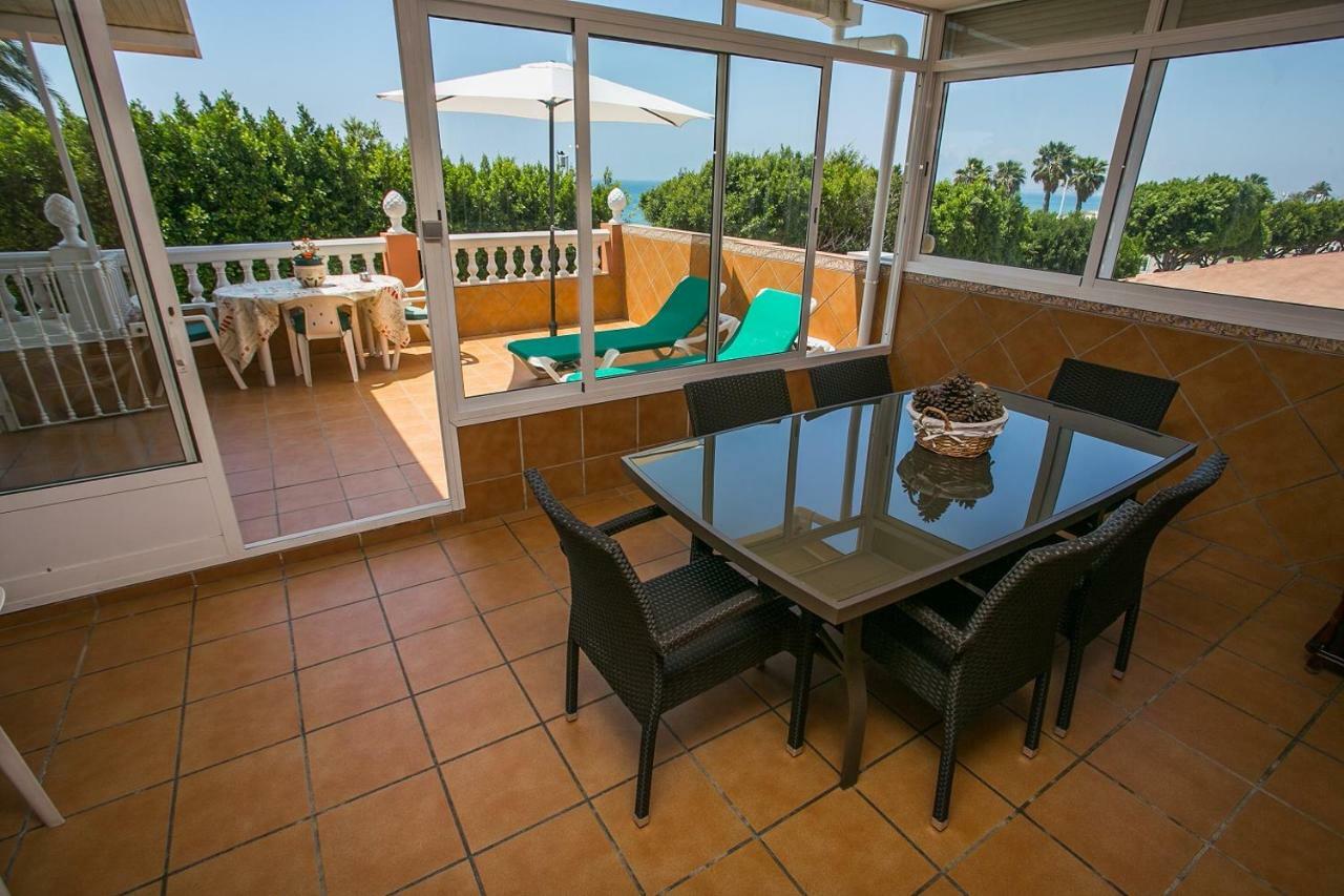 Apartamentos Maria Малага Екстер'єр фото